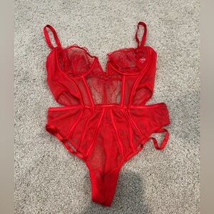 Mila lounge Lace Bodysuit